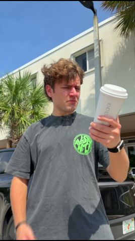 Starbucks vs YouTubers